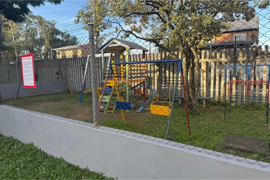 Casa para venda no bairro Mário Quintana em Porto Alegre