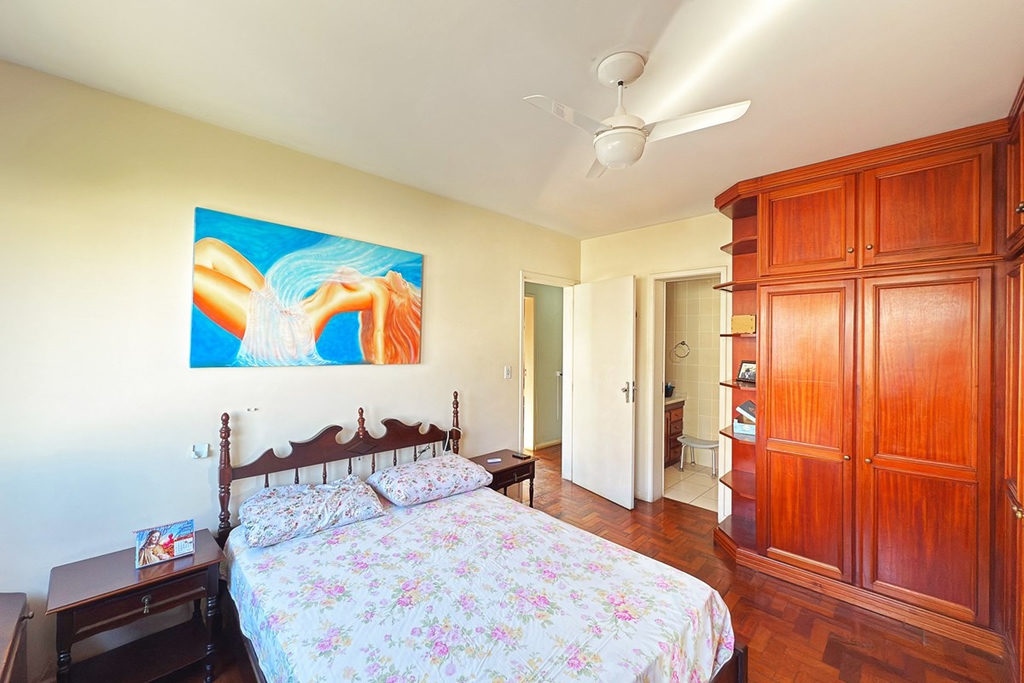 Apartamento para venda no bairro Menino Deus em Porto Alegre