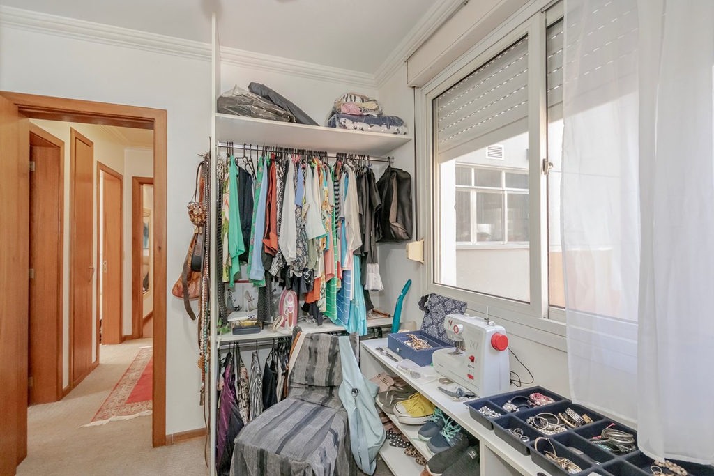 Apartamento para venda no bairro Chácara das Pedras em Porto Alegre
