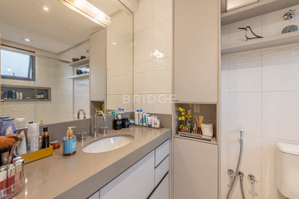 Apartamento para venda no bairro Mont Serrat em Porto Alegre