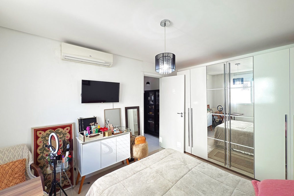 Apartamento para venda no bairro Menino Deus em Porto Alegre
