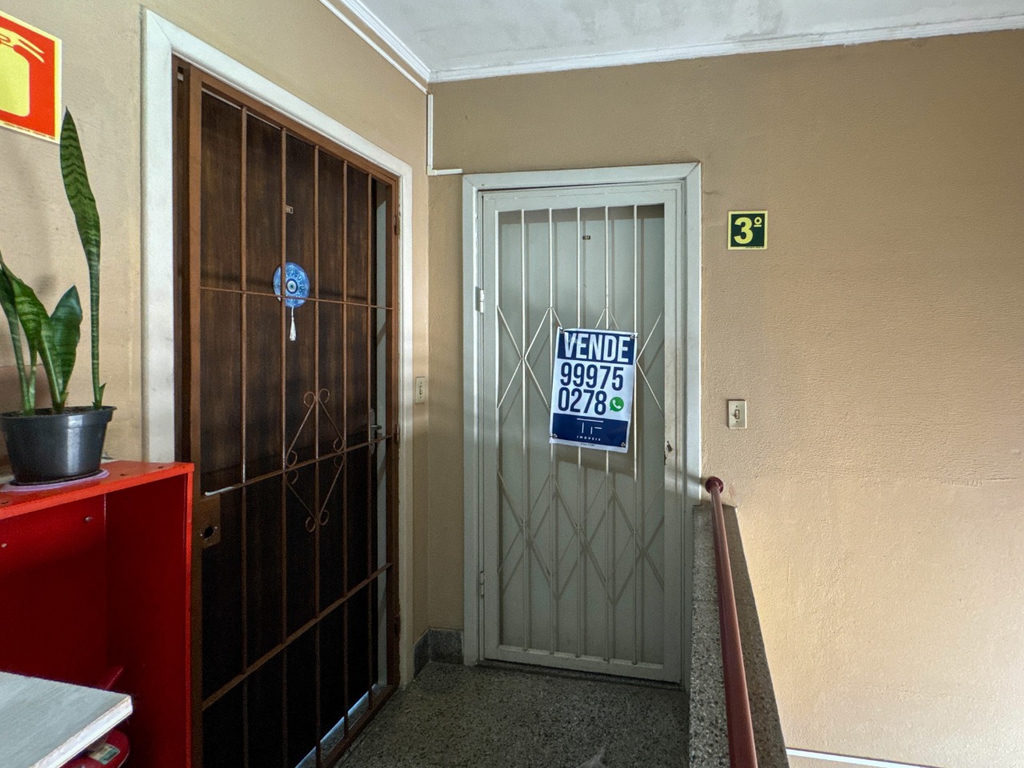 Apartamento para venda no bairro Vila João Pessoa em Porto Alegre
