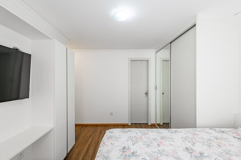 Apartamento para venda no bairro Passo da Areia em Porto Alegre