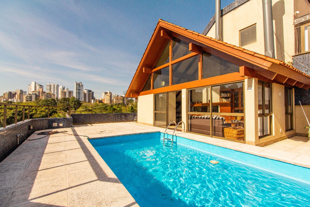 Cobertura Duplex para venda no bairro Petrópolis em Porto Alegre