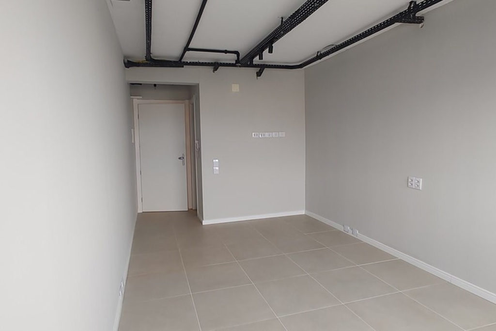 Sala para venda no bairro São Sebastião em Porto Alegre