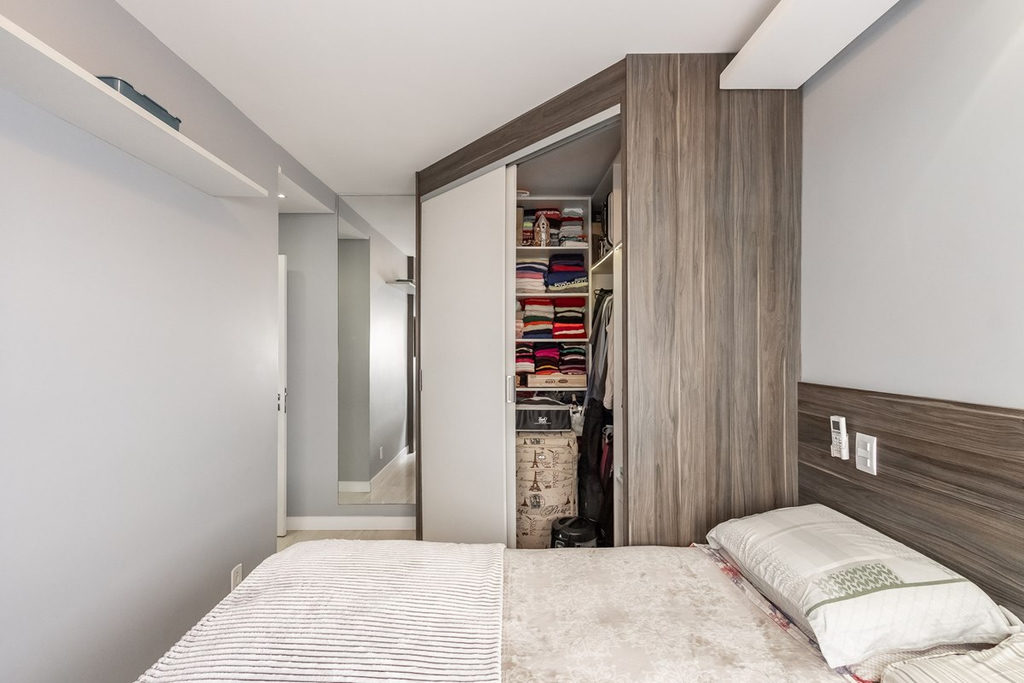 Apartamento para venda no bairro Passo da Areia em Porto Alegre