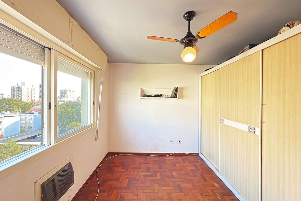 Apartamento para venda no bairro Menino Deus em Porto Alegre