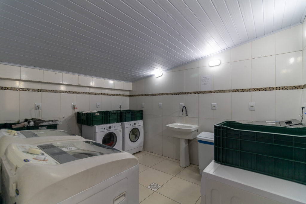 Apartamento para venda no bairro Partenon em Porto Alegre