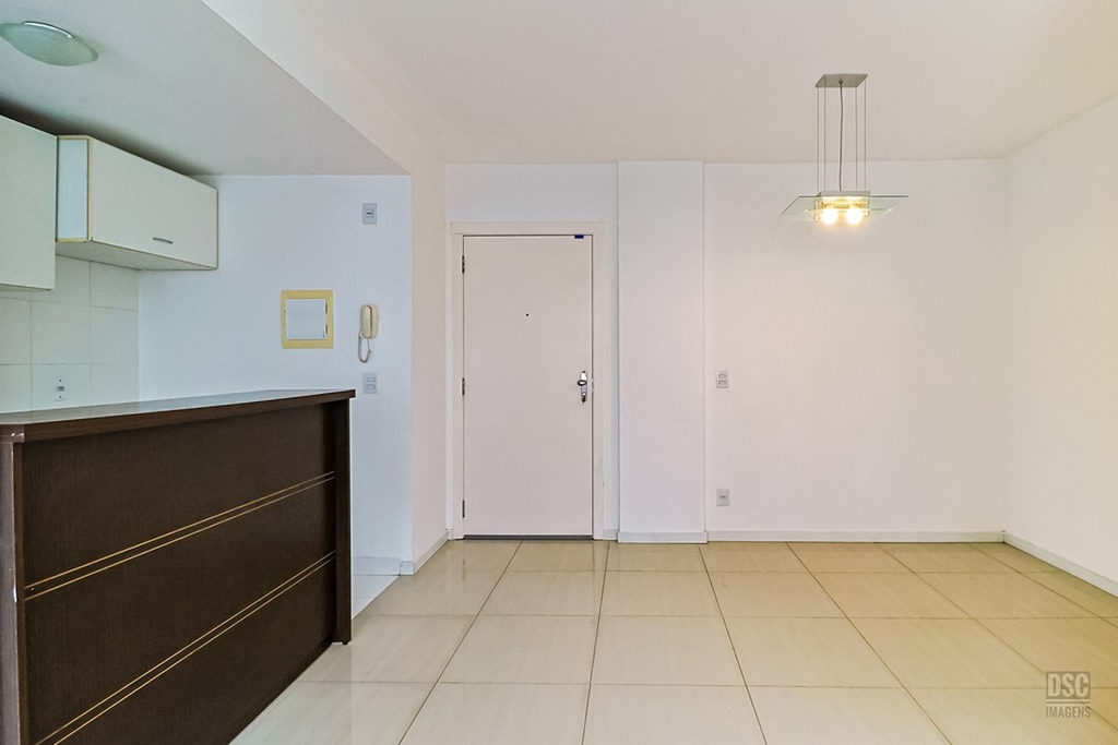 Apartamento para venda no bairro Vila Ipiranga em Porto Alegre