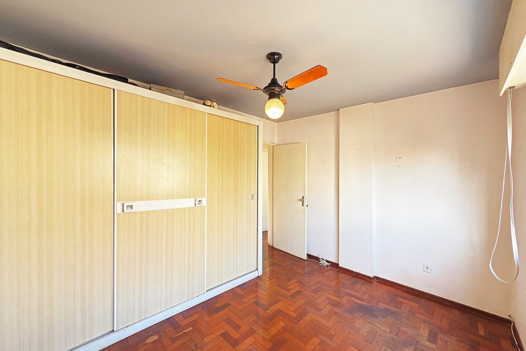 Apartamento para venda no bairro Menino Deus em Porto Alegre