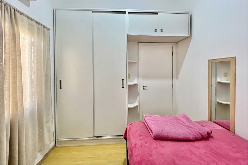 Casa em Condomínio para venda no bairro Olaria em Canoas