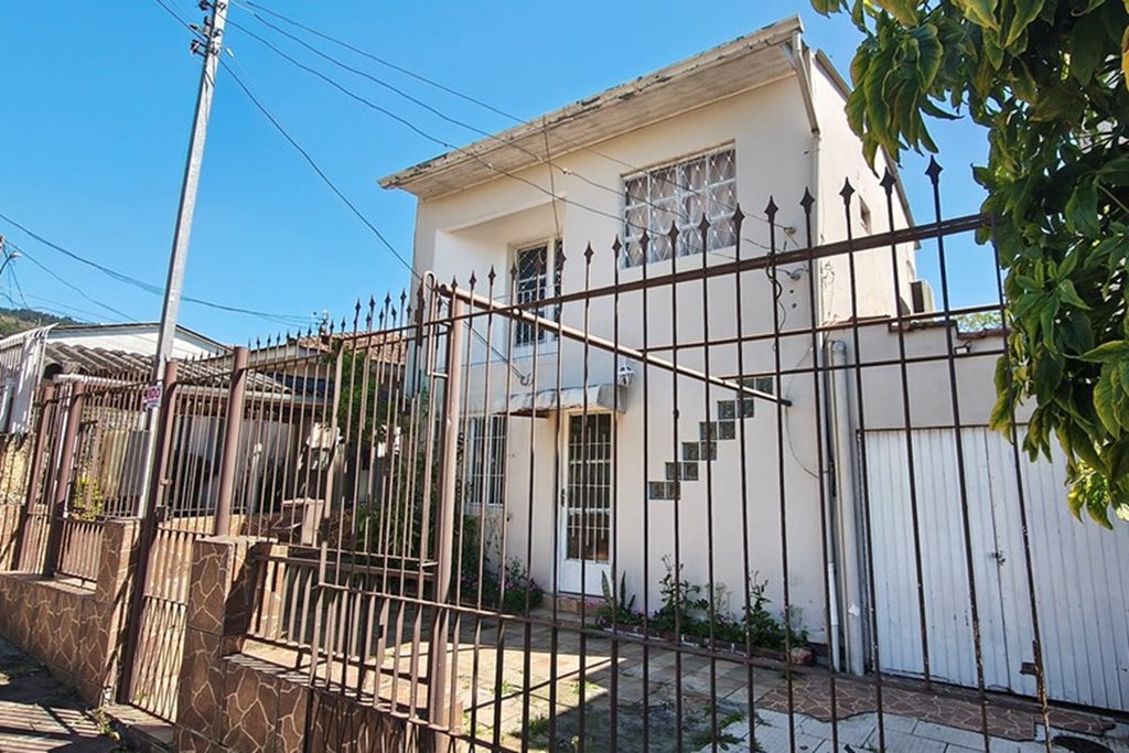 Casa para venda no bairro Morro Santana em Porto Alegre