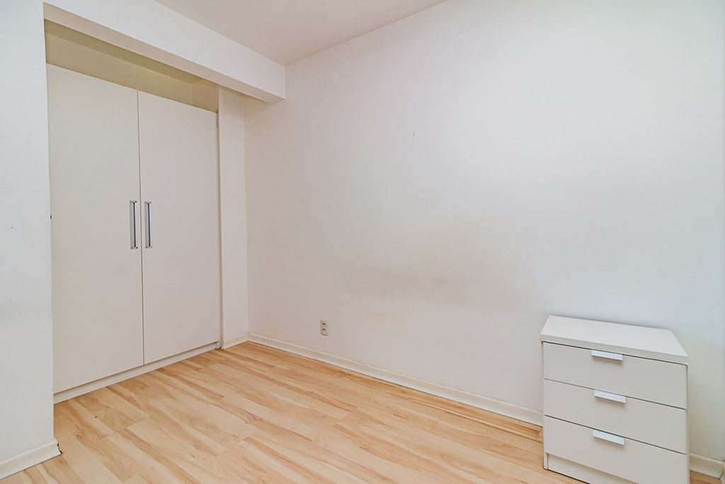 Apartamento para venda no bairro Partenon em Porto Alegre
