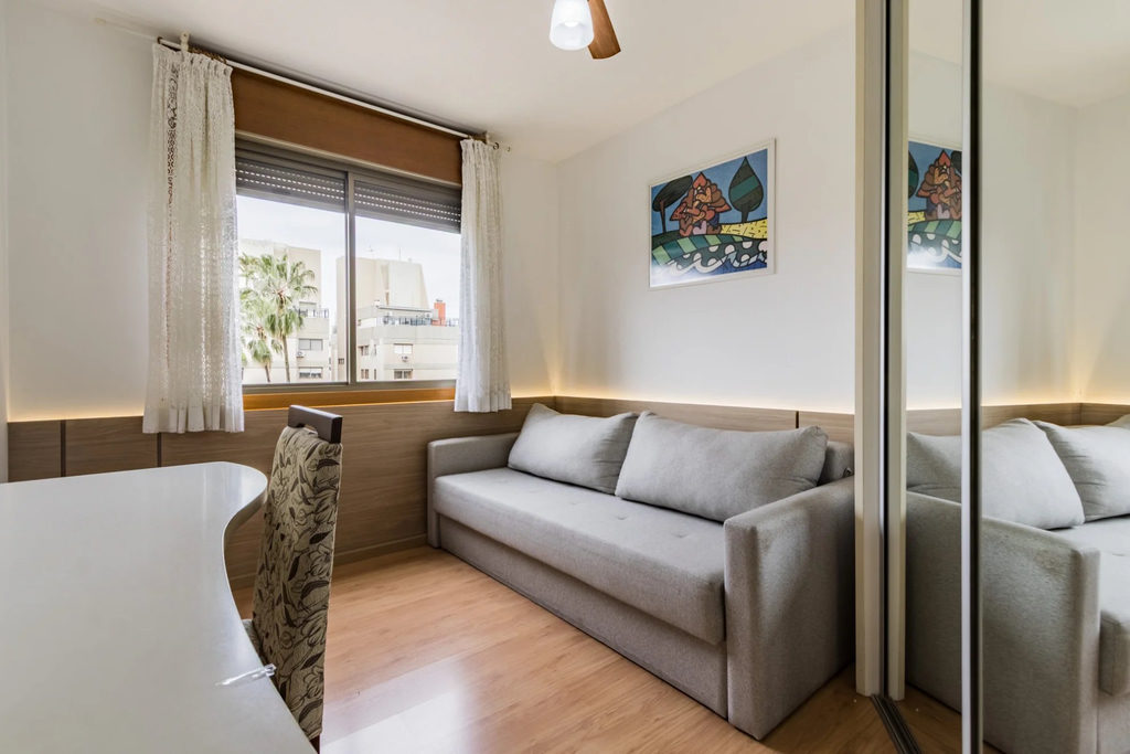 Apartamento para venda no bairro Menino Deus em Porto Alegre