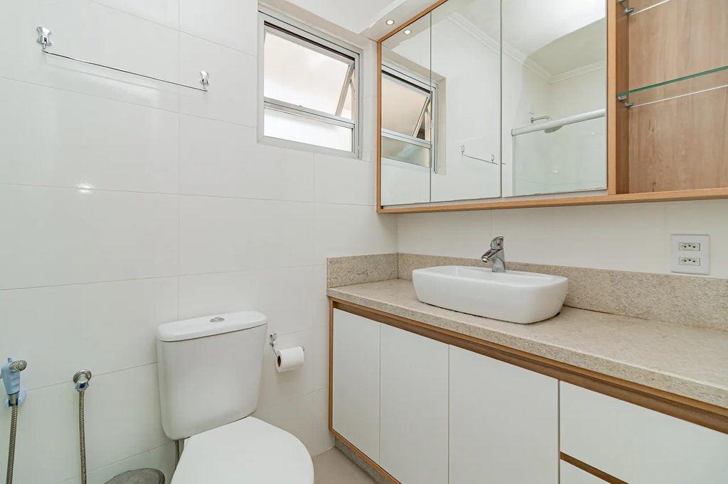 Apartamento para venda no bairro Santana em Porto Alegre