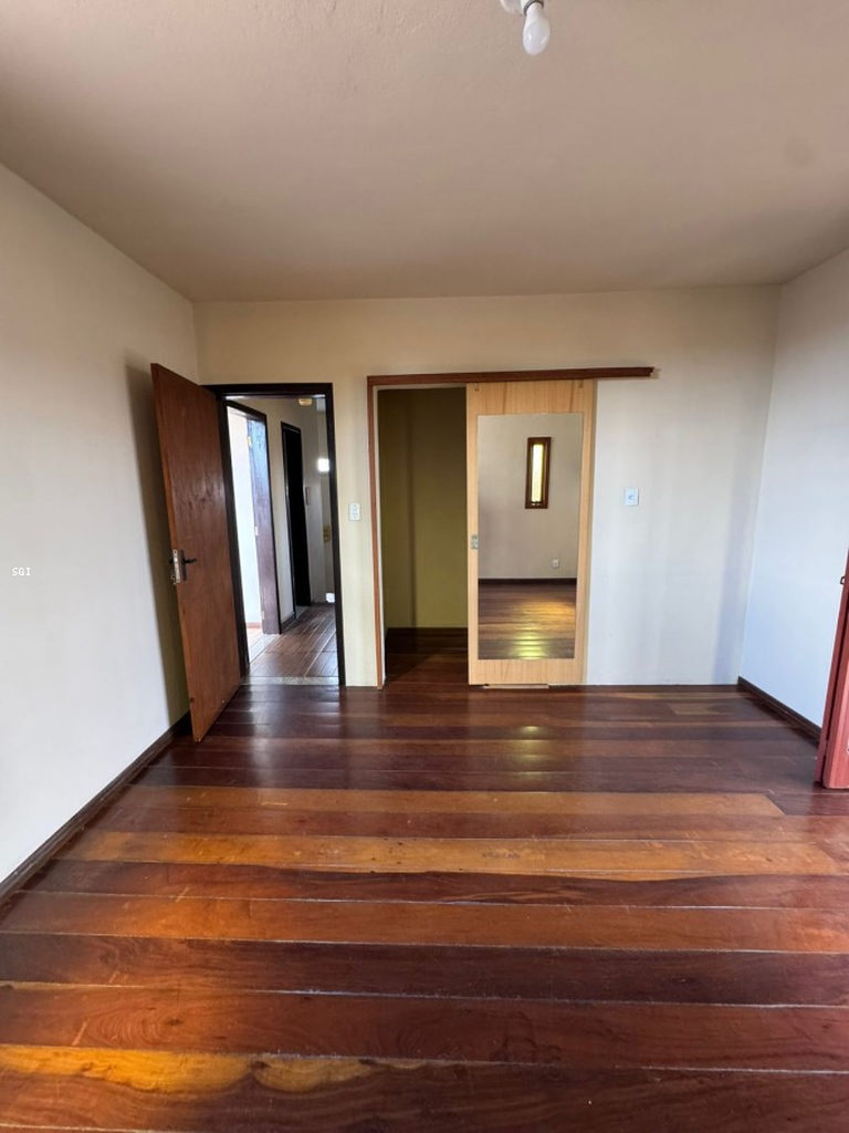 Casa para venda no bairro Jardim Leopoldina em Porto Alegre