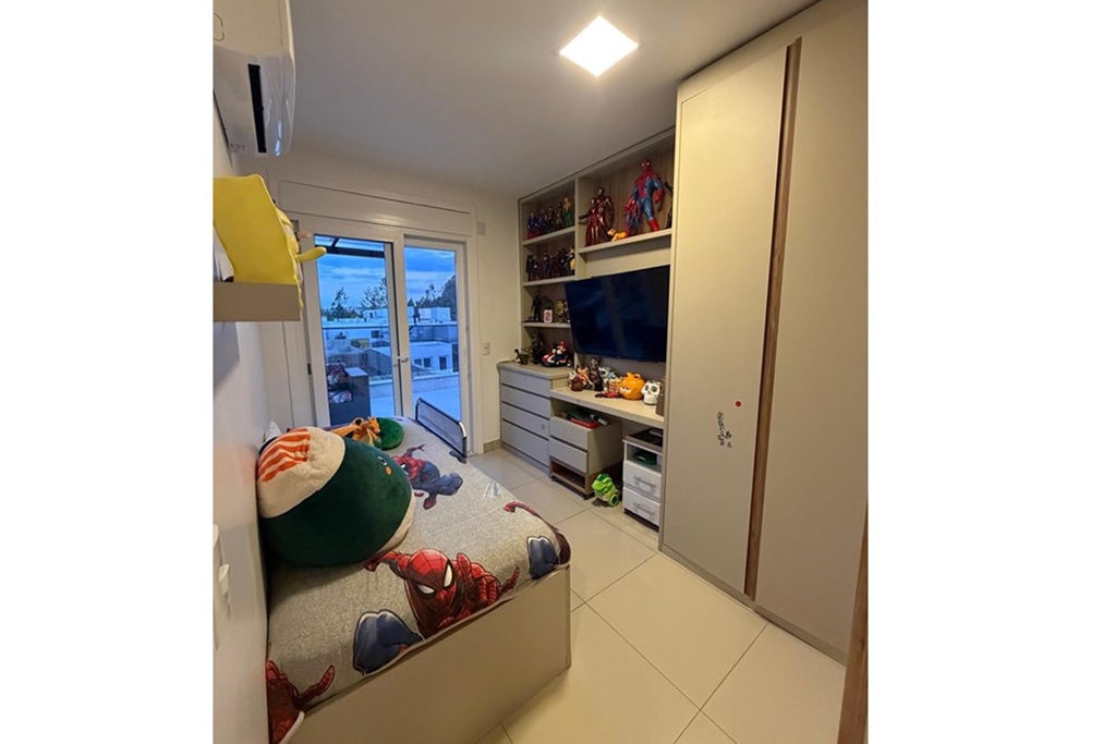 Casa em Condomínio para venda no bairro Lomba do Pinheiro em Porto Alegre