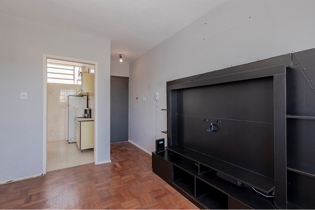 Apartamento para venda no bairro Medianeira em Porto Alegre