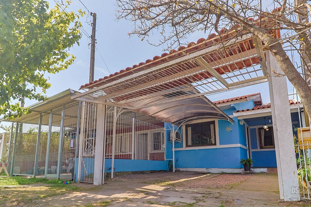 Casa para venda no bairro Hípica em Porto Alegre