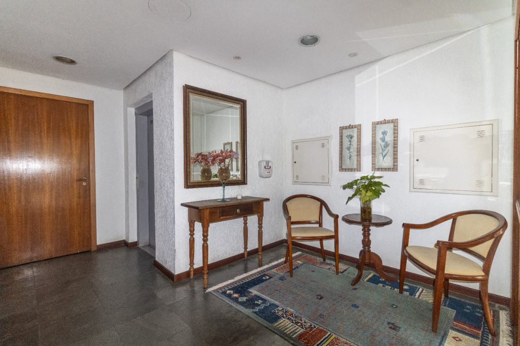 Apartamento para venda no bairro Jardim Botânico em Porto Alegre