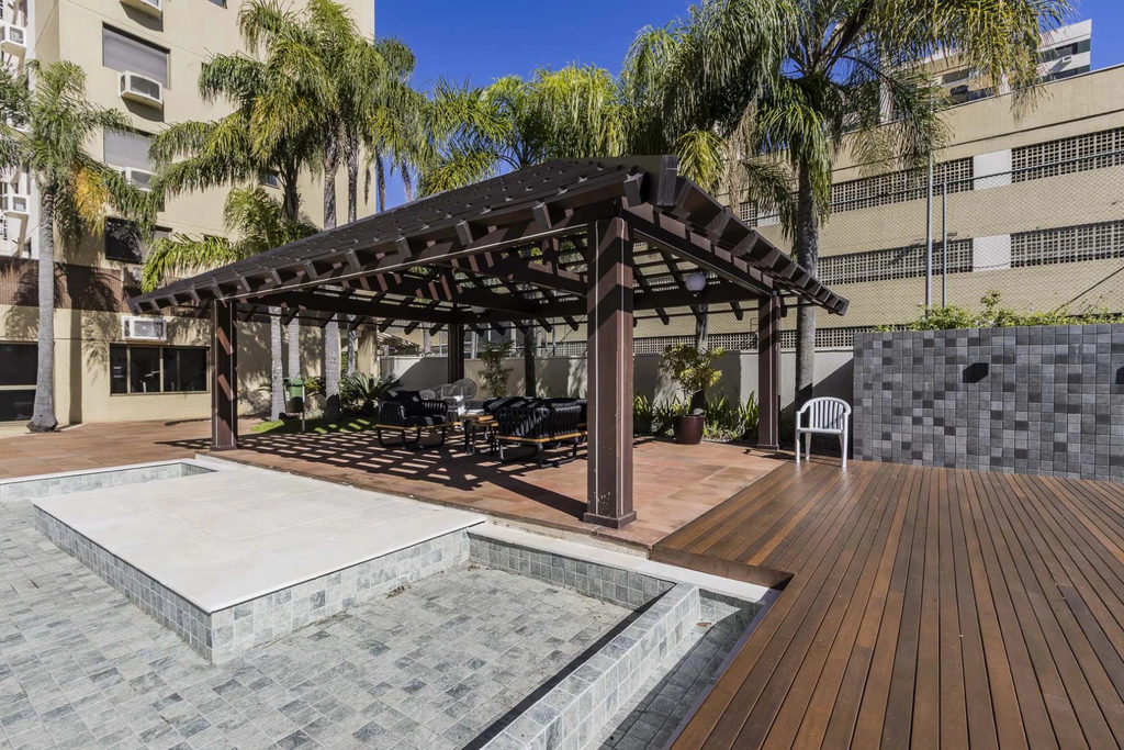 Apartamento para venda no bairro Menino Deus em Porto Alegre