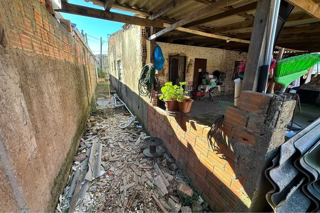 Casa para venda no bairro Harmonia em Canoas