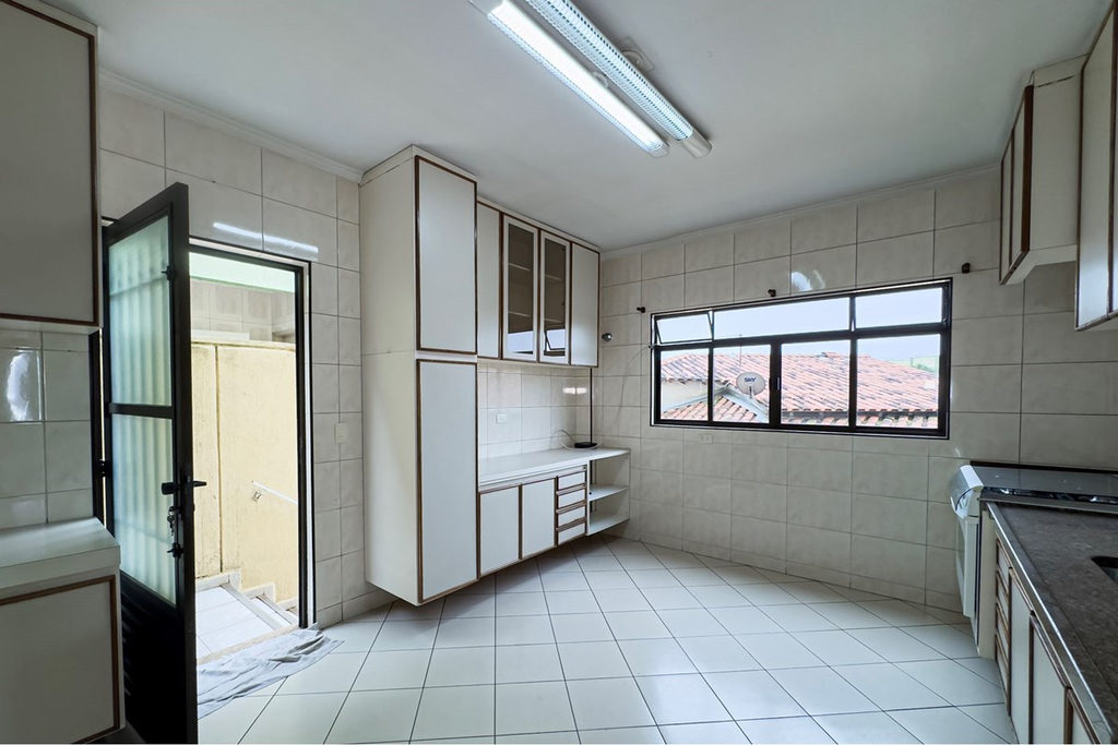 Casa, 4 quartos, 180 m² - Foto 19