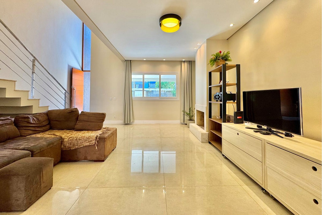 Casa para venda no bairro Estância Velha em Canoas