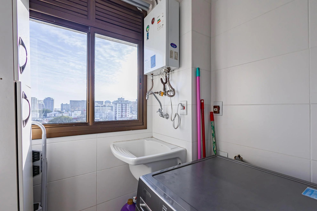 Apartamento para venda no bairro Menino Deus em Porto Alegre
