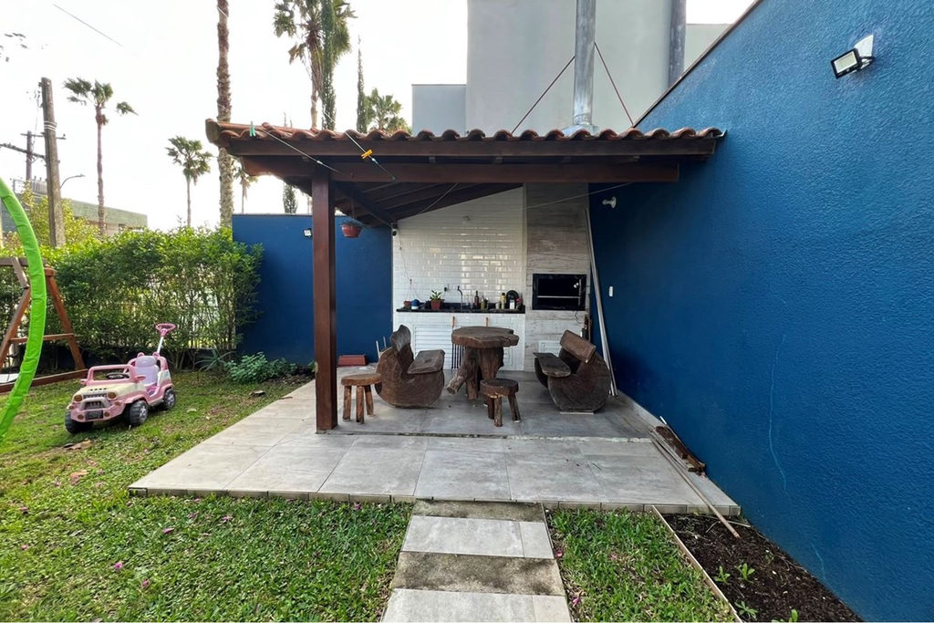 Casa em Condomínio para venda no bairro Lomba do Pinheiro em Porto Alegre
