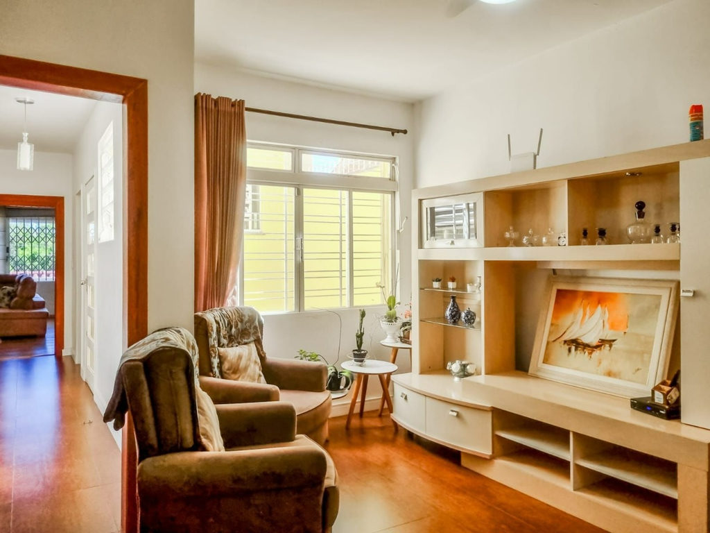 Casa para venda no bairro Teresópolis em Porto Alegre