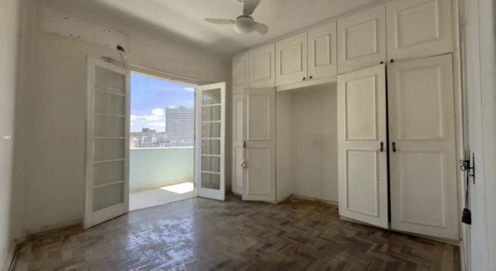 Apartamento para venda no bairro Centro Histórico em Porto Alegre