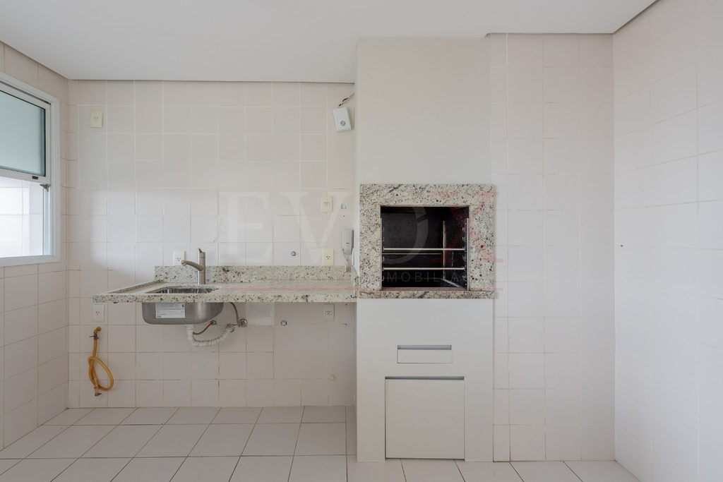Apartamento para venda no bairro Jardim Botânico em Porto Alegre