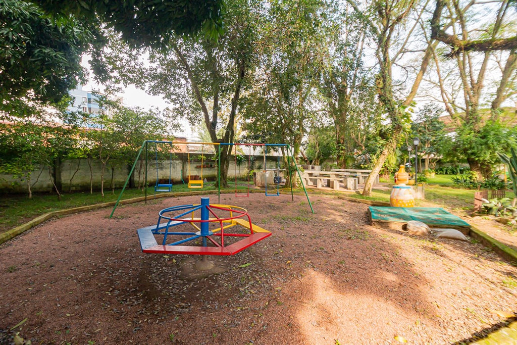 Apartamento para venda no bairro Vila Ipiranga em Porto Alegre
