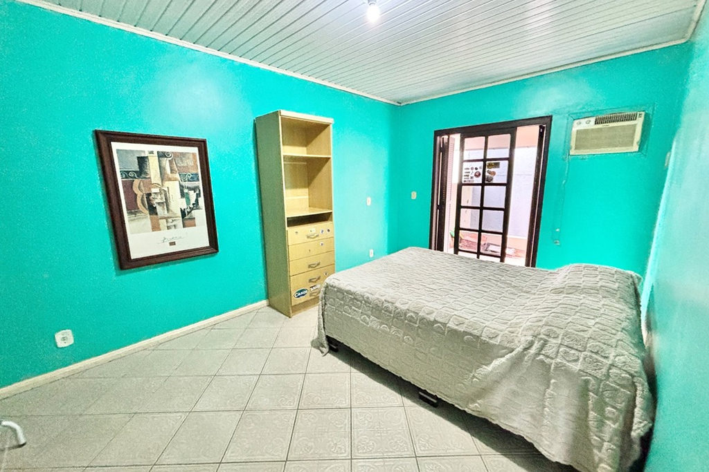 Casa para venda no bairro Moinhos de Vento em Canoas
