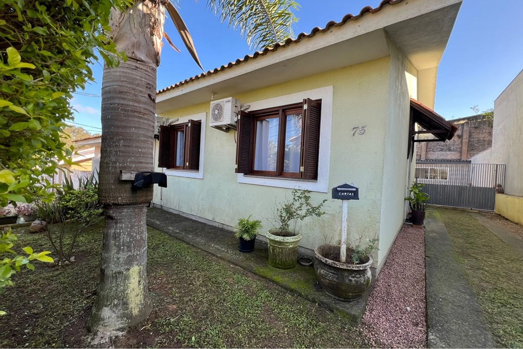 Casa em Condomínio para venda no bairro Lomba do Pinheiro em Porto Alegre