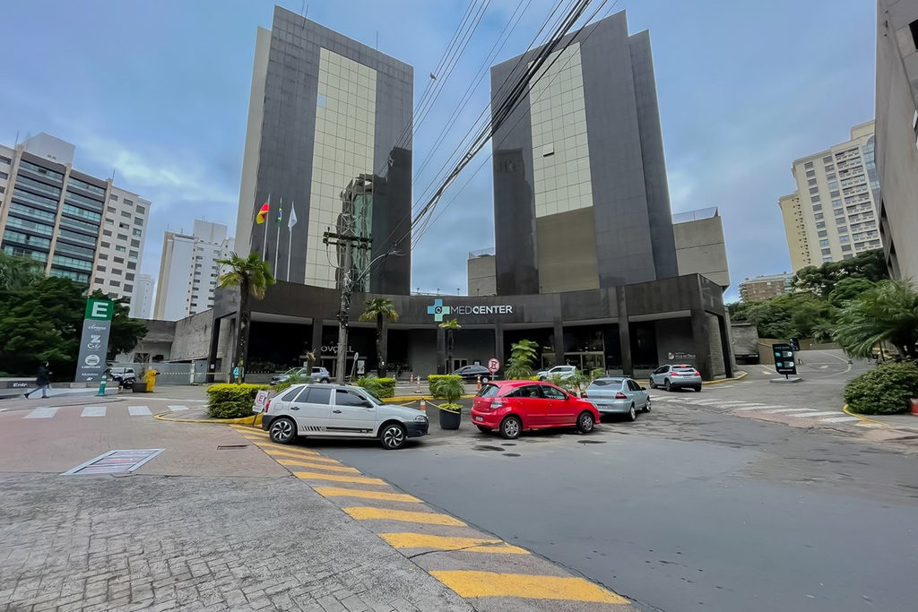 Sala para venda no bairro Petrópolis em Porto Alegre