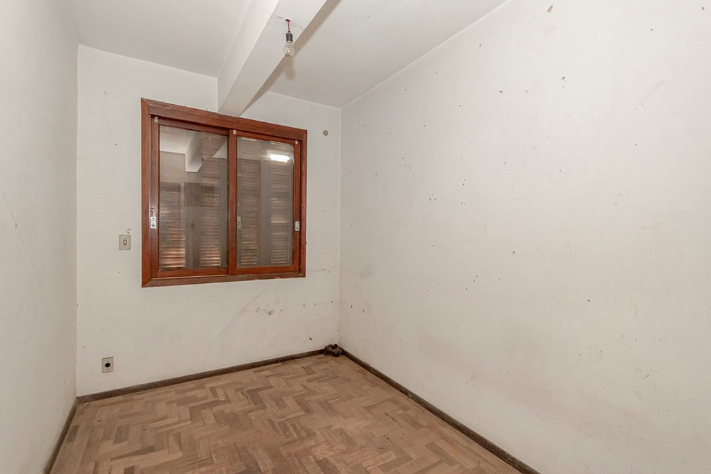 Casa para venda no bairro Floresta em Porto Alegre