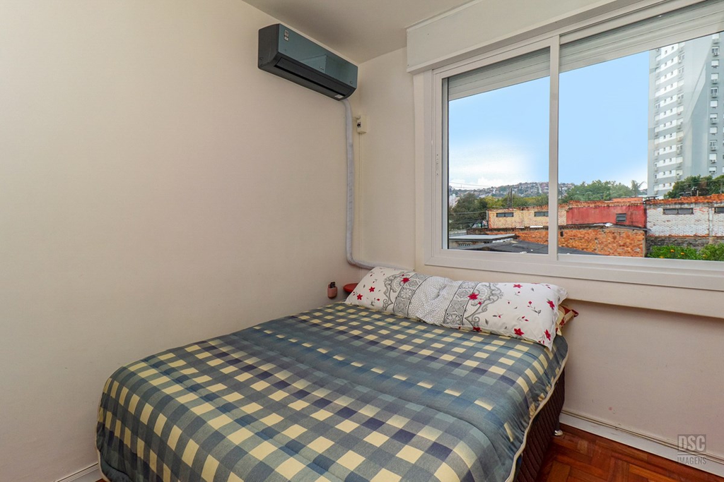 Apartamento para venda no bairro Partenon em Porto Alegre