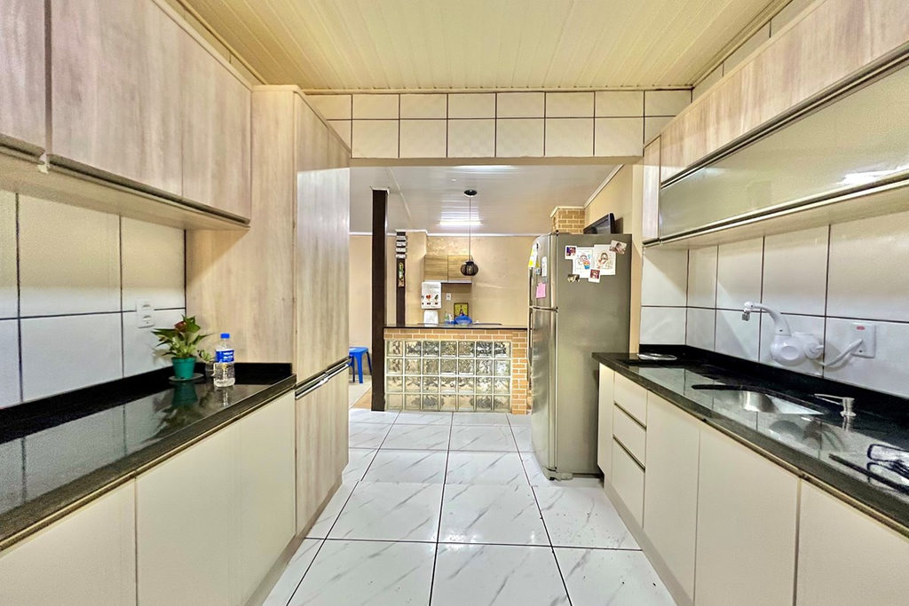 Casa para venda no bairro Estância Velha em Canoas
