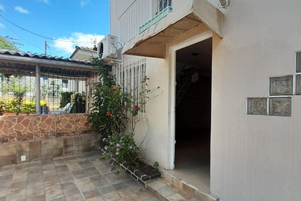 Casa para venda no bairro Morro Santana em Porto Alegre