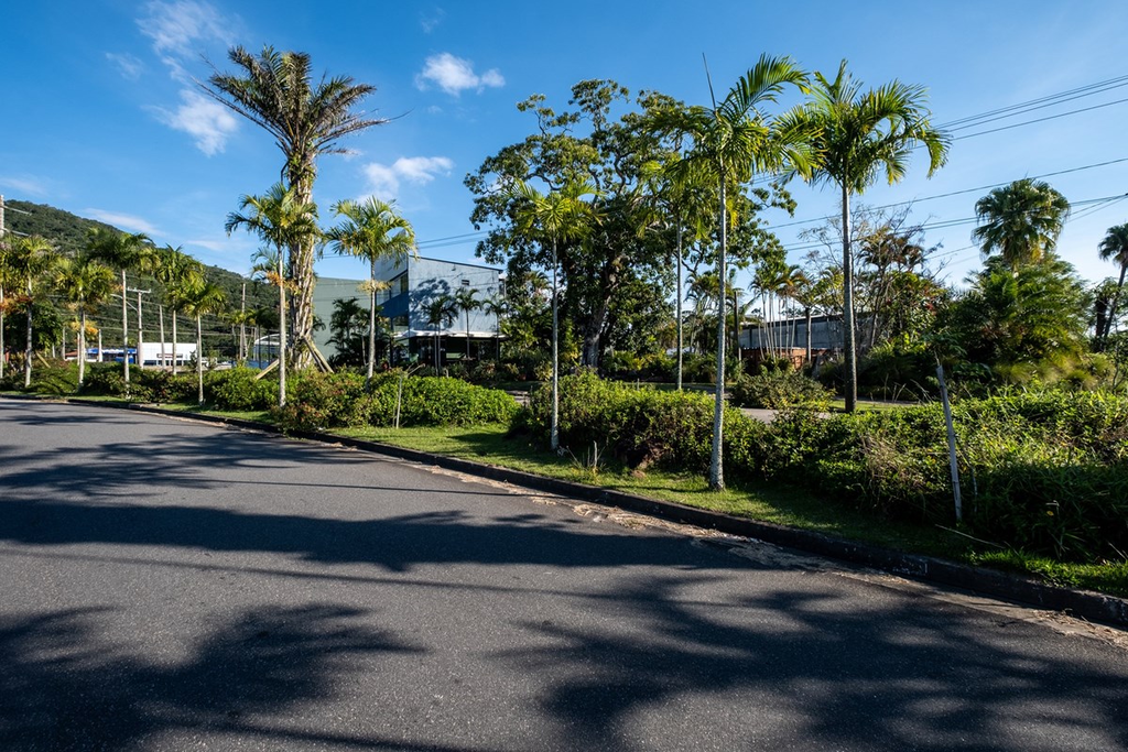 Lote/Terreno de no bairro Vargem do Bom Jesus, em Florianópolis | Eu Corretor