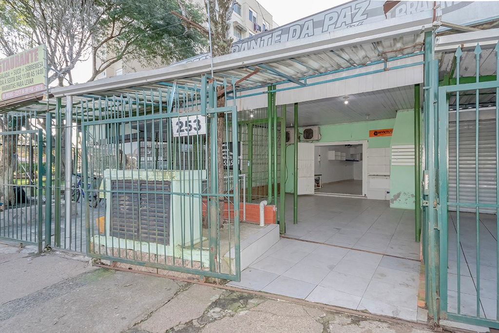 Loja para venda no bairro Humaitá em Porto Alegre