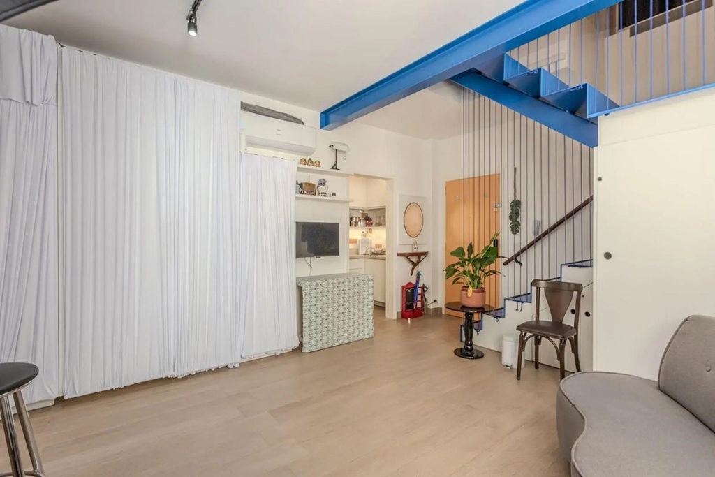 Cobertura Duplex para venda no bairro Cidade Baixa em Porto Alegre