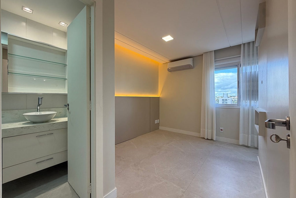 Apartamento para venda no bairro Petrópolis em Porto Alegre