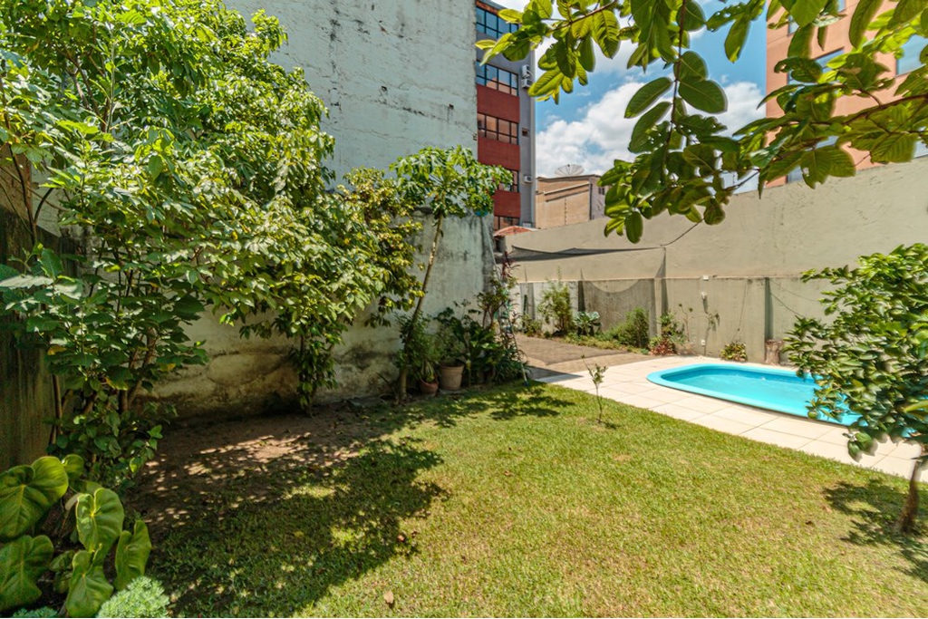 Casa para venda no bairro Menino Deus em Porto Alegre