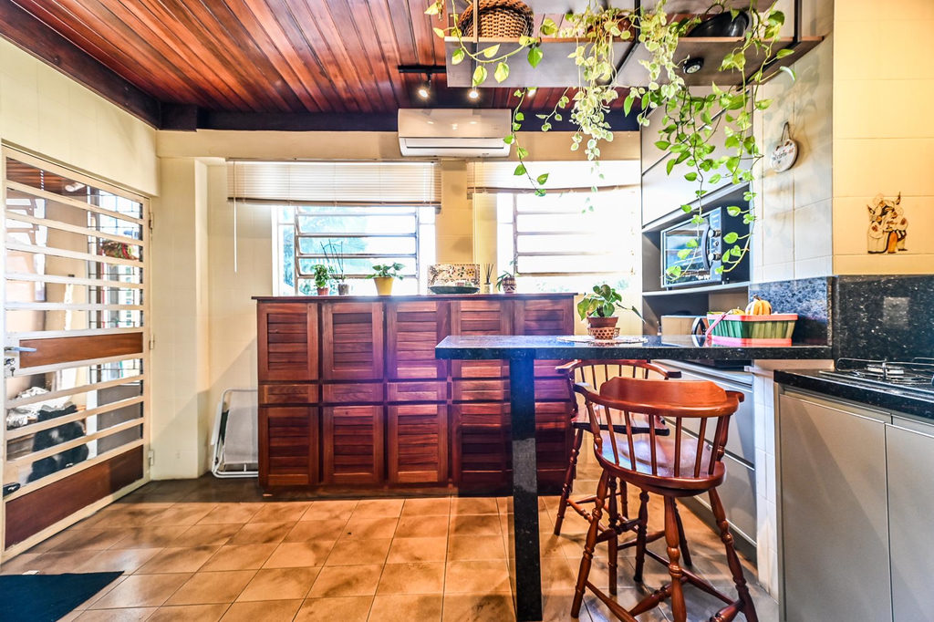 Casa para venda no bairro Menino Deus em Porto Alegre