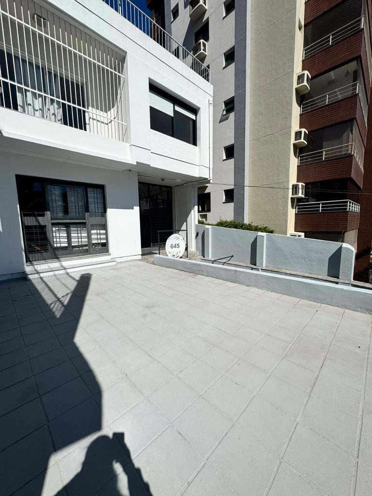 Casa para venda no bairro Menino Deus em Porto Alegre