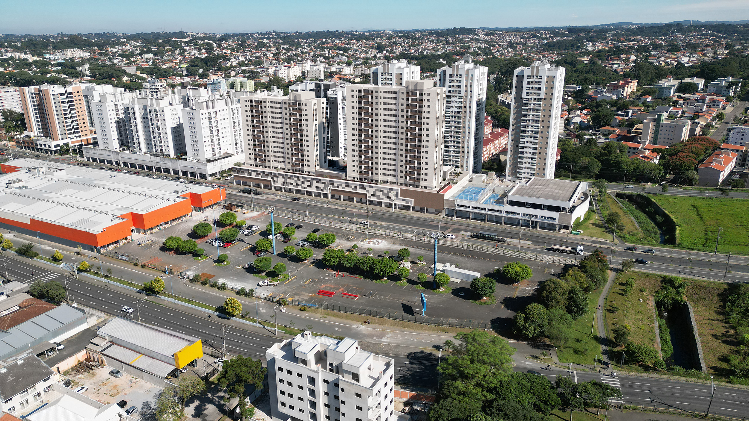 Imagem 3 - em Boa Vista, Curitiba - PR