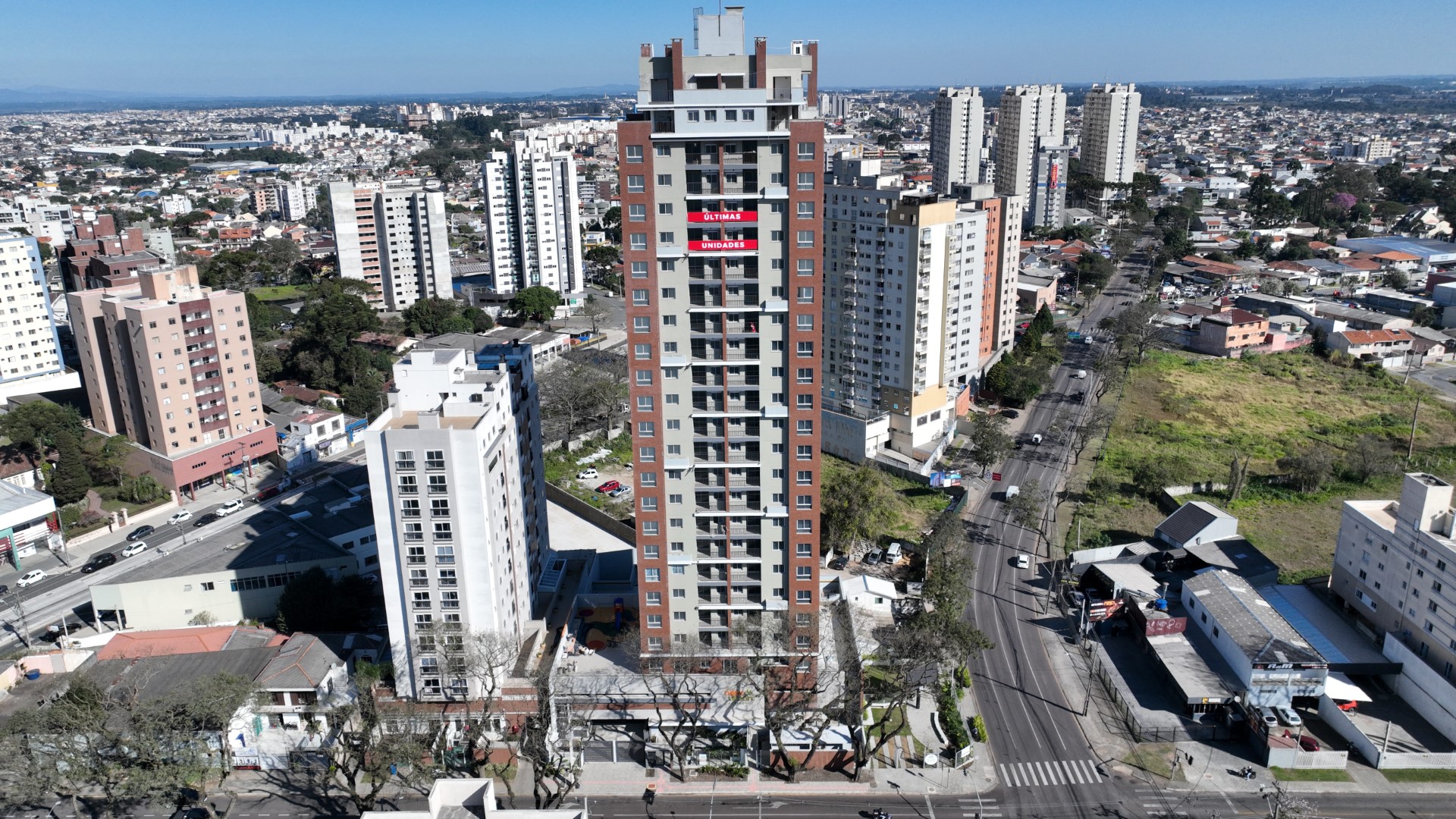 Imagem 2 - em Novo Mundo, Curitiba - PR